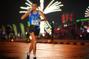 BIB: 41559
                            <button type="button" onclick="openModal(16125508)" class="btn btn-primary btn-sm float-right btn-popup" data-toggle="modal" data-target=".modal-high-quality">
                        <i class="fas fa-shopping-cart"></i> Add to Cart
                    </button>
                                            <button type="button" onclick="isThisMe(16125508, true)" class="btn btn-success btn-sm float-right btn-popup btn-isme hidden" data-toggle="tooltip" data-placement="bottom" title="นี่คือรูปของคุณใช่ไหม คลิกที่นี่เพื่อเอาเข้าอัลบั้ม">
                        <i class="fas fa-plus"></i> Add to album
                    </button>
                    <button type="button" onclick="isThisMe(16125508, false)" class="btn btn-warning btn-sm float-right btn-popup btn-isnotme hidden">
                        <i class="fas fa-ban"></i> Remove from album
                    </button>